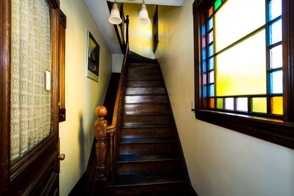 176 Elm St, North Cambridge