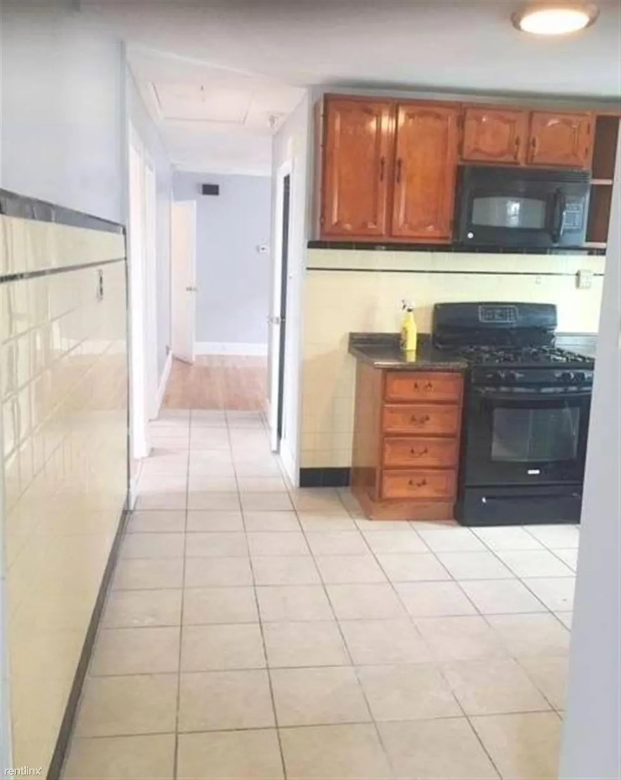 62 Woods Ave, West Somerville