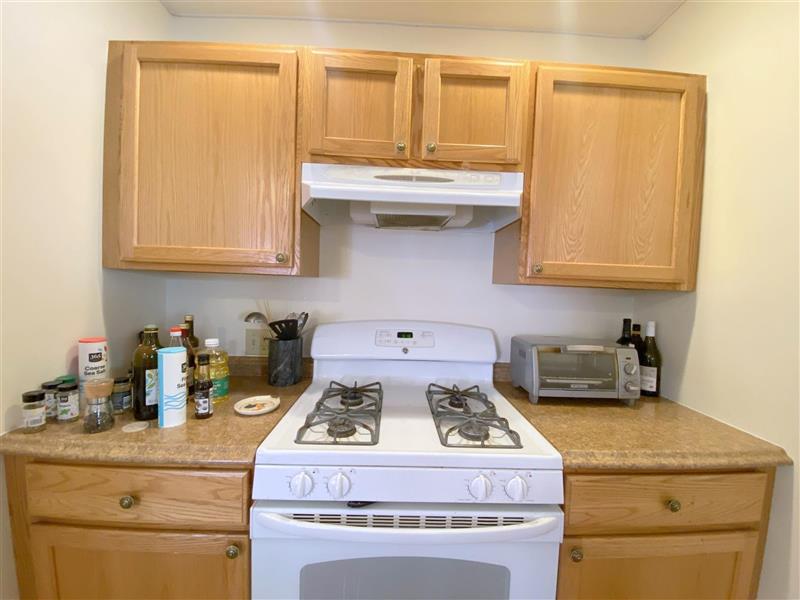 126 Pine St, The Port