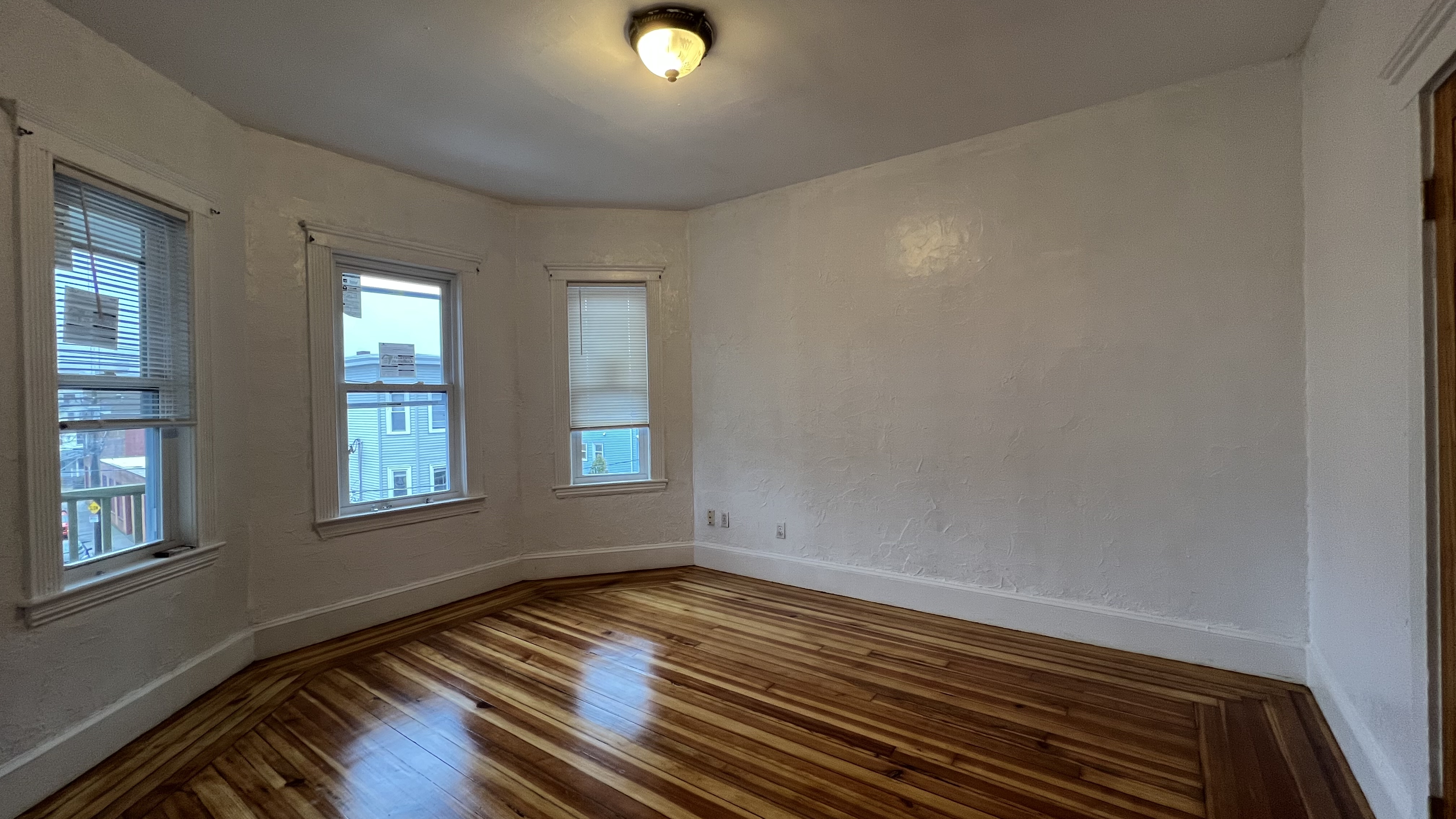 24 Litchfield St, Lower Allston