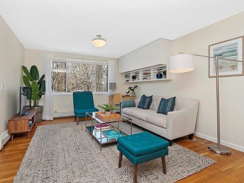 197 Kent St, Brookline