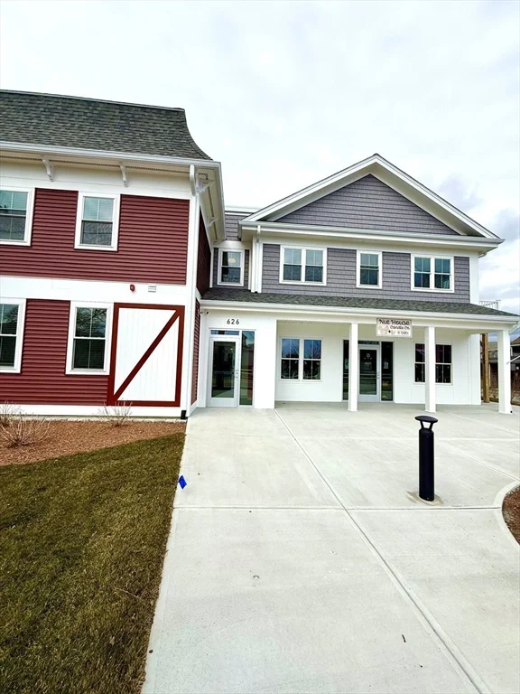 626 Main St, Dennis Port