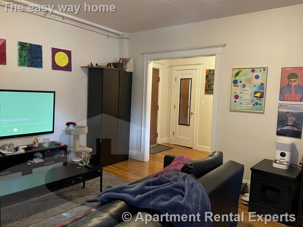 1558 Massachusetts Ave, Harvard Square