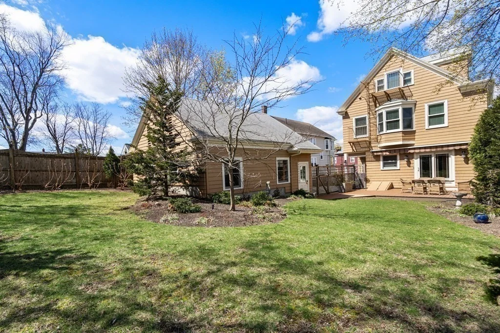 52 Hillsdale Rd, Tufts University