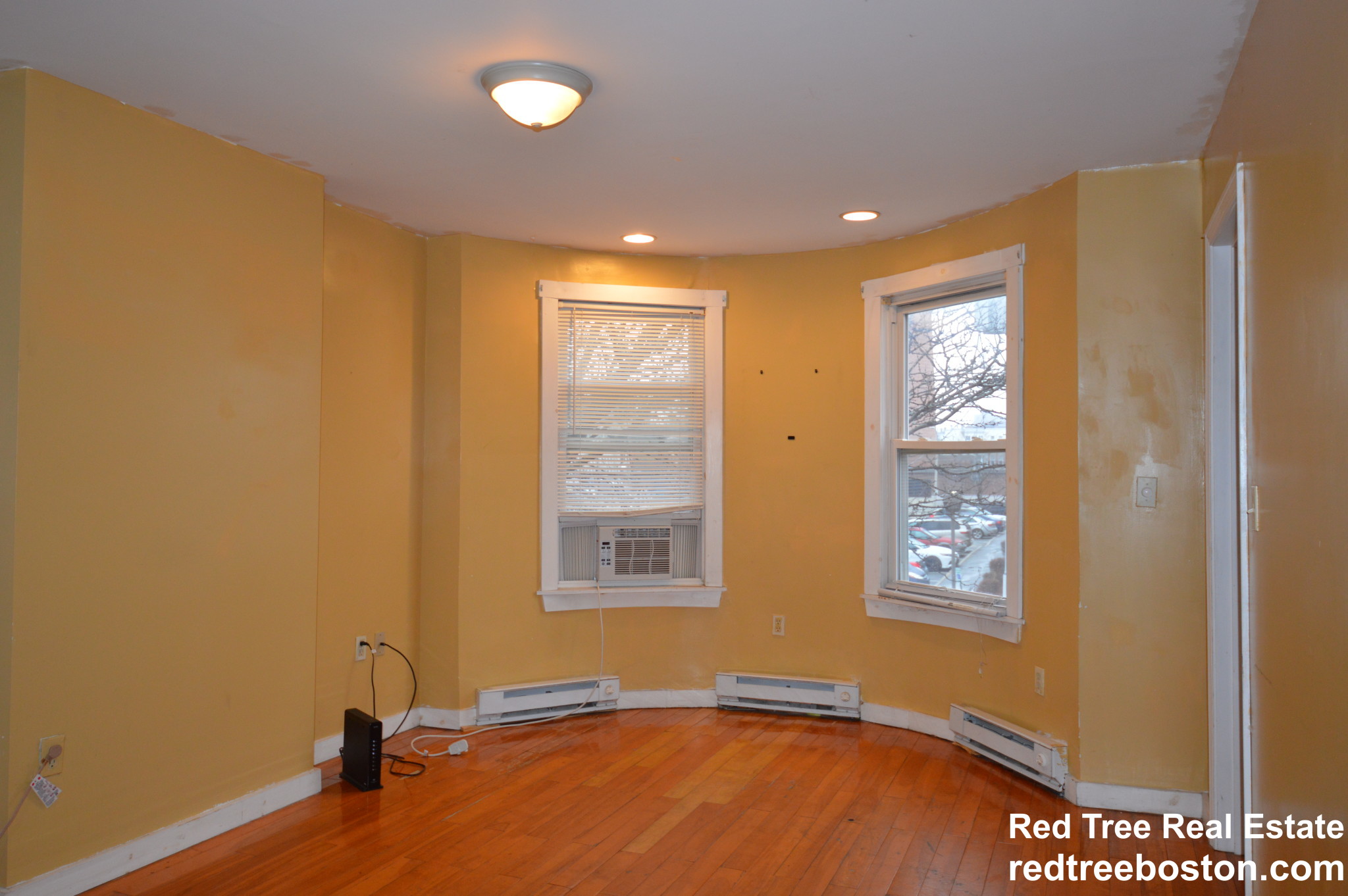 104 Hammond St, Mission Hill