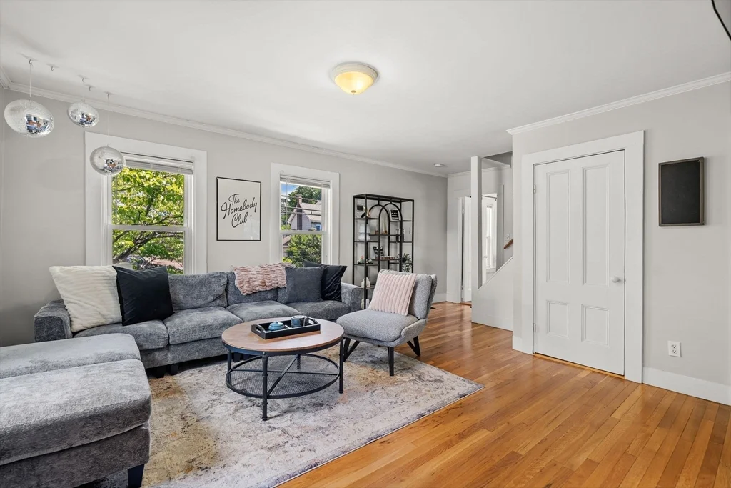 589 Willard St, Quincy