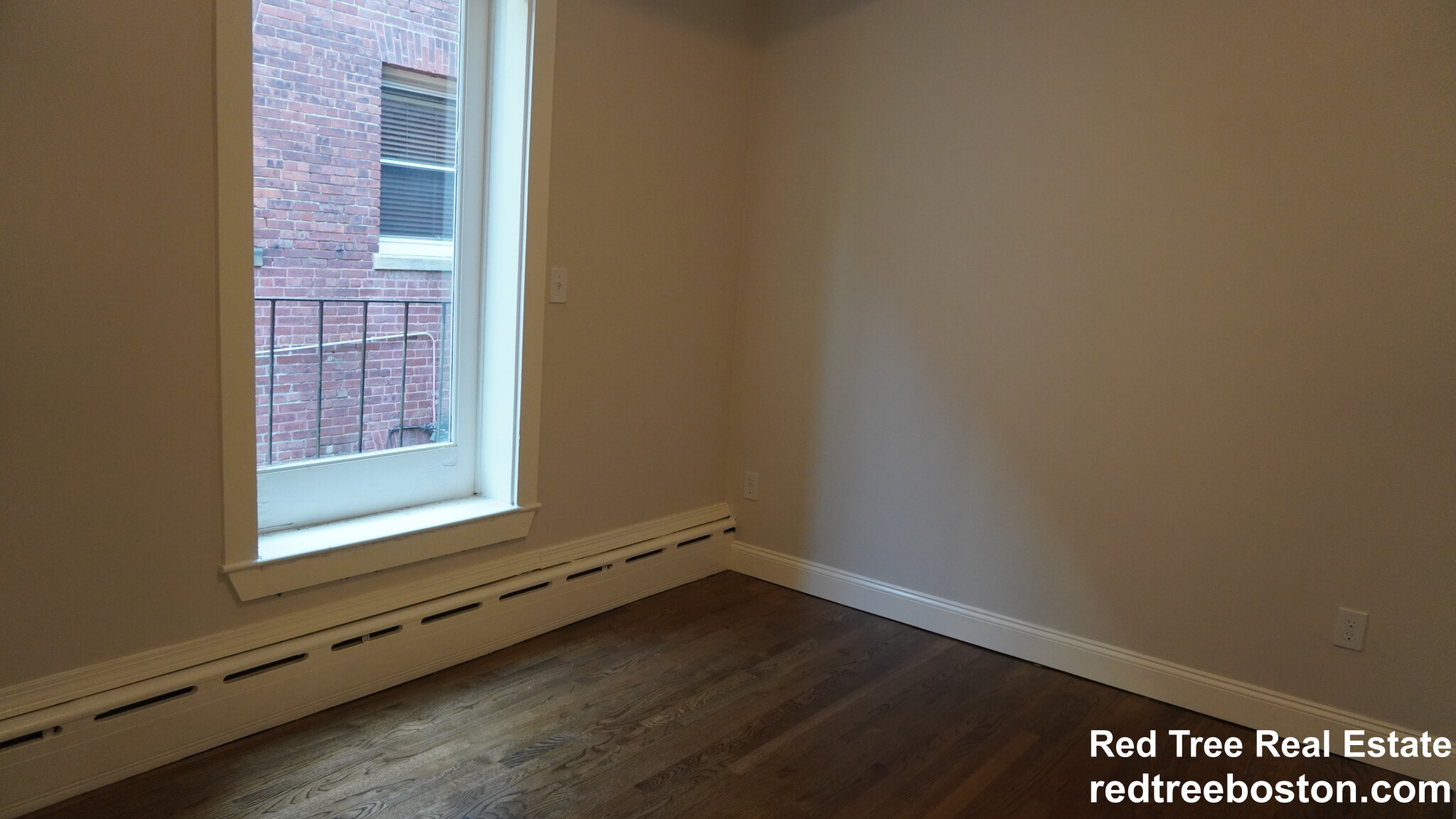 1712 Beacon St, Brookline