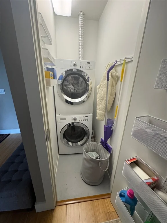 21 Father Francis Gilday St, South End