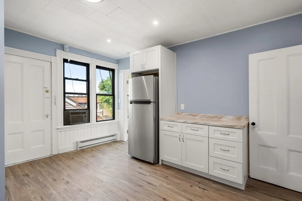 526 E 5th St, South Boston