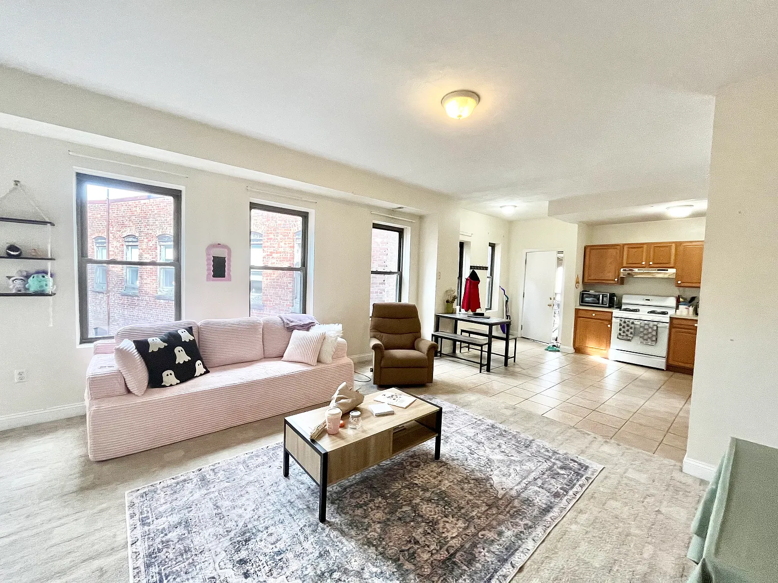 10 South Huntington Ave, Mission Hill