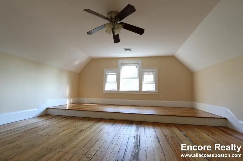 1 Parker Hill Ter, Mission Hill