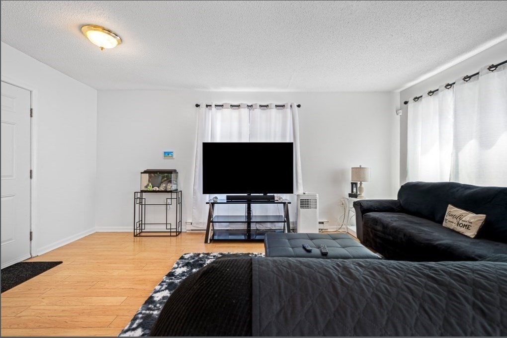 98 Eastern Ave, Worcester