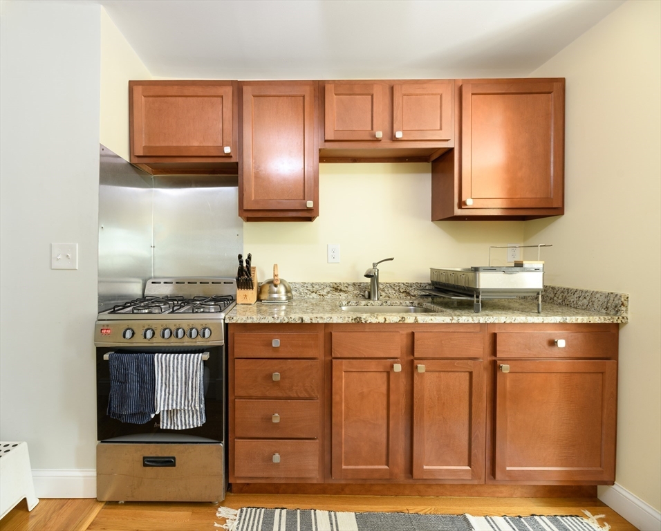 53 Laurel St, Ward Two