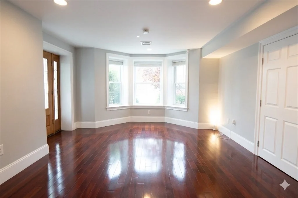 59 Putnam St, East Boston