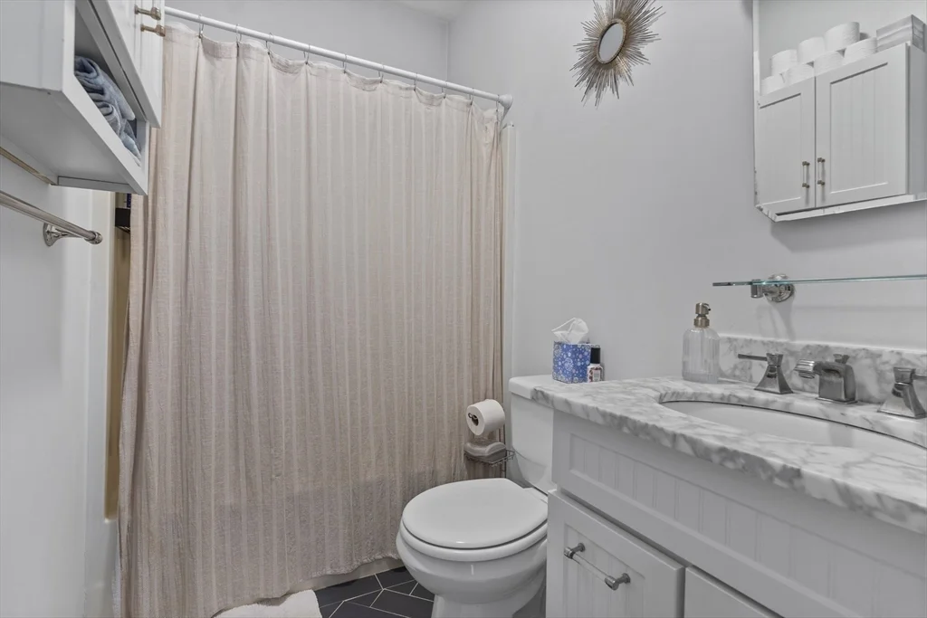52 H St, South Boston