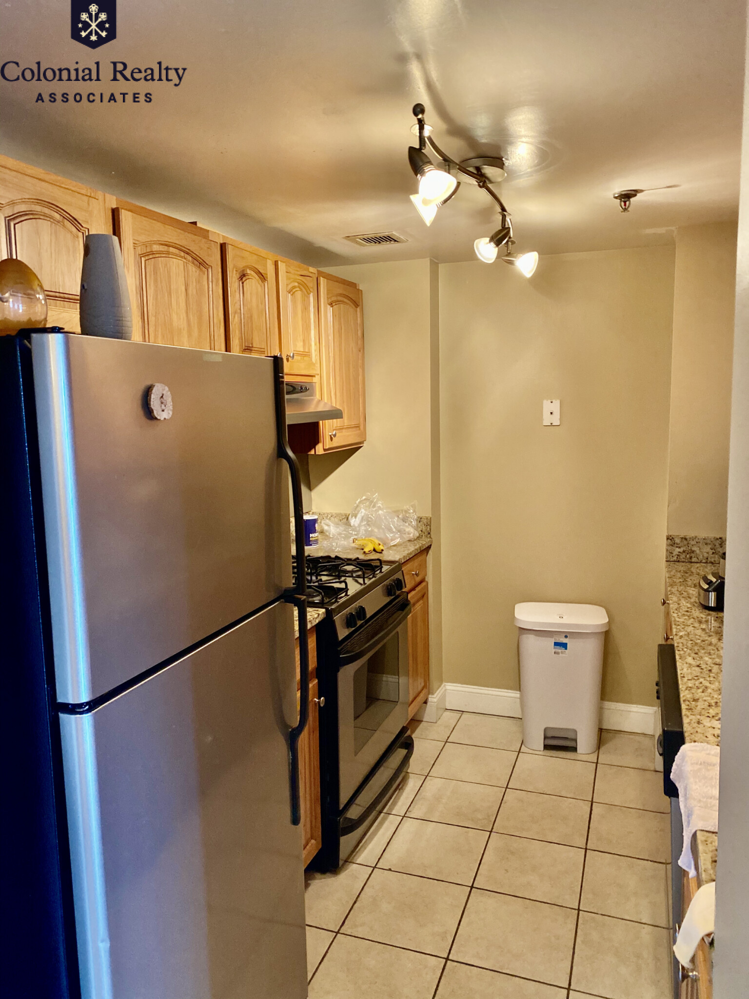 17 North Beacon St, Allston