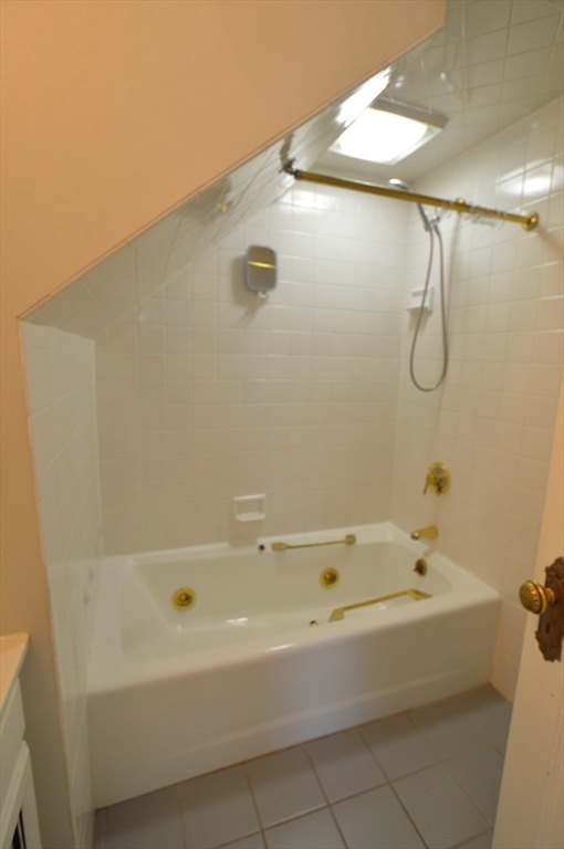 57 Lindall St, Danvers