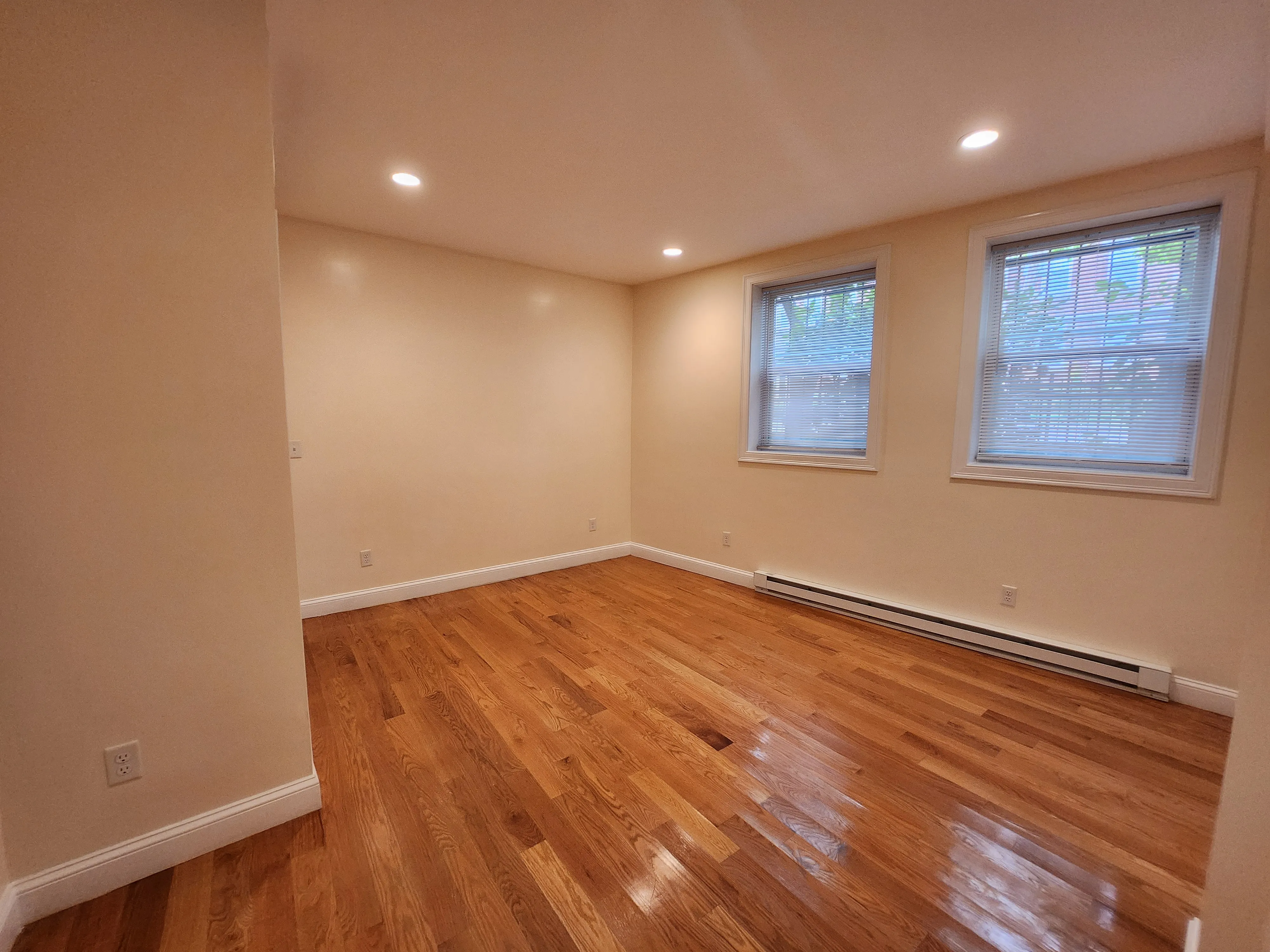 94 Brainerd Rd, Allston