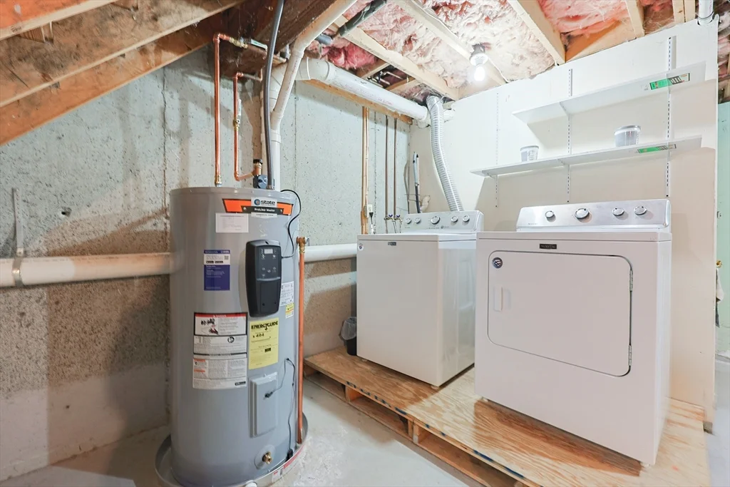 835 Mount Hope St, North Attleboro