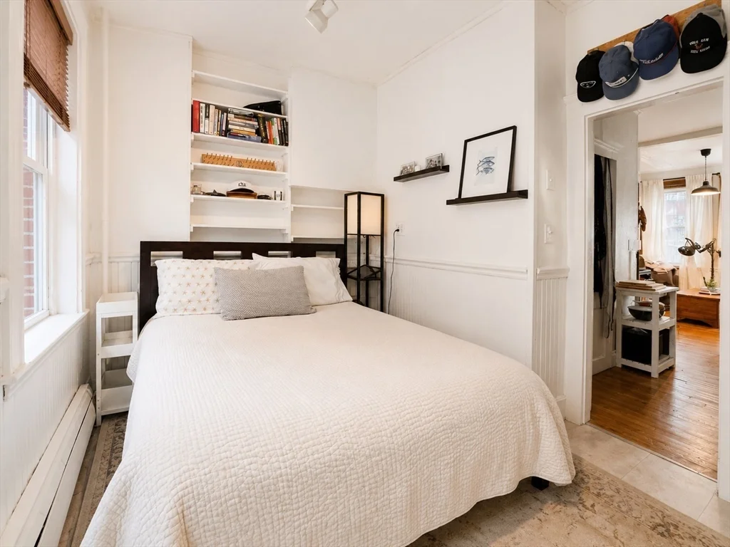 37 Garden St, Beacon Hill