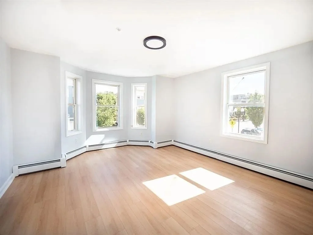 502 Somerville Ave, Ward Two