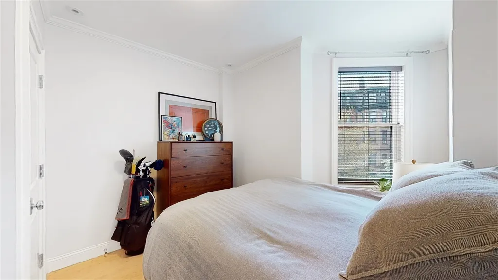 296 Beacon St, Back Bay