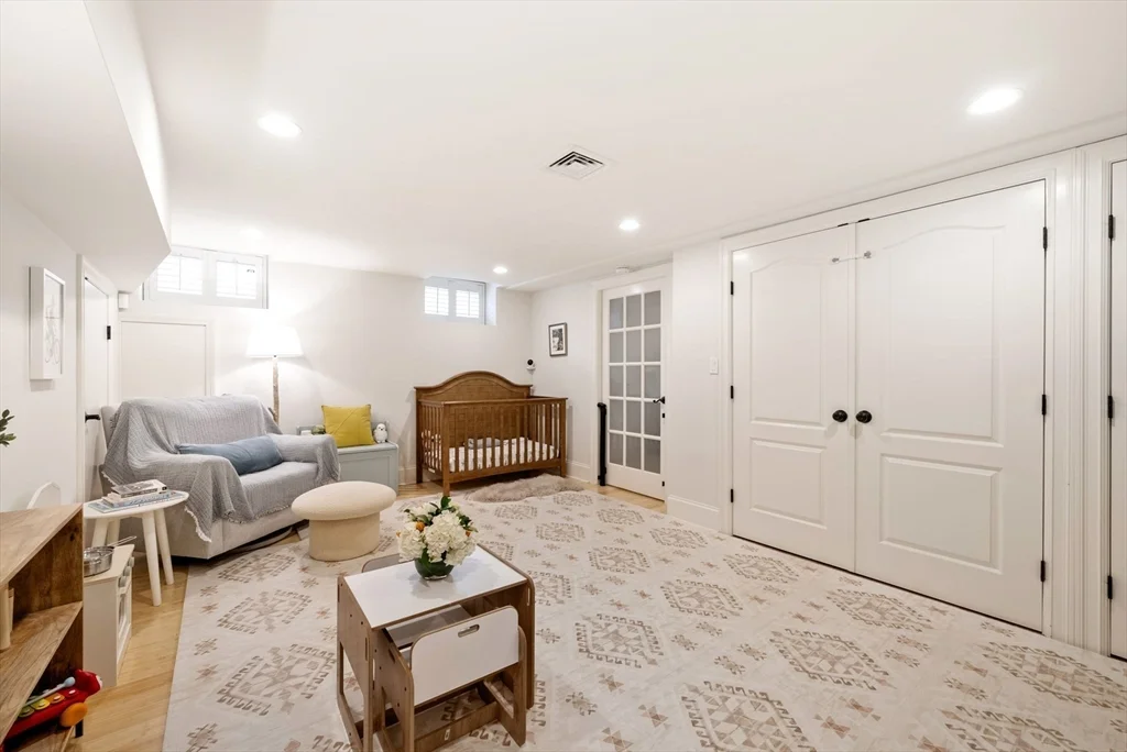 23 Trenton St, Charlestown