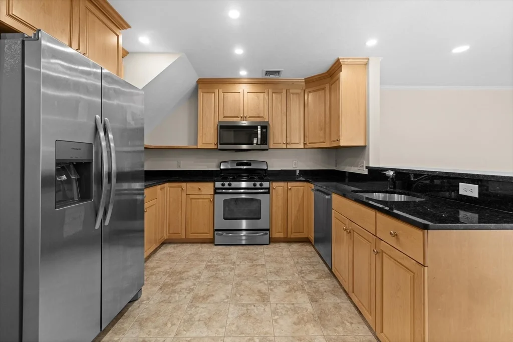 57 Dedham Ave, Needham