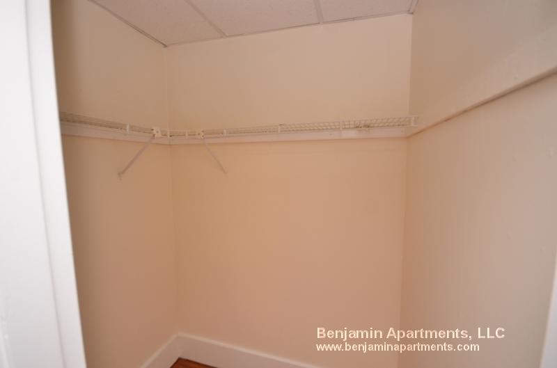 2 bed, 1 bath apartment for rent at 437 Cambridge St Unit A21, Allston — photo 6 of 8