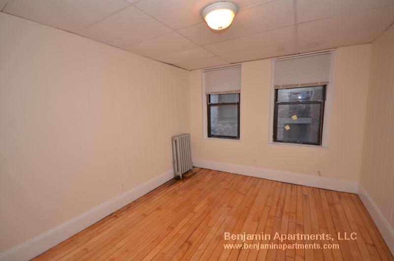 2 bed, 1 bath apartment for rent at 437 Cambridge St Unit A21, Allston — photo 7 of 8