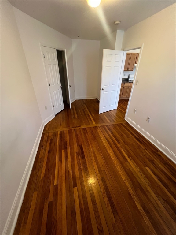 10 Yeamans St, Revere