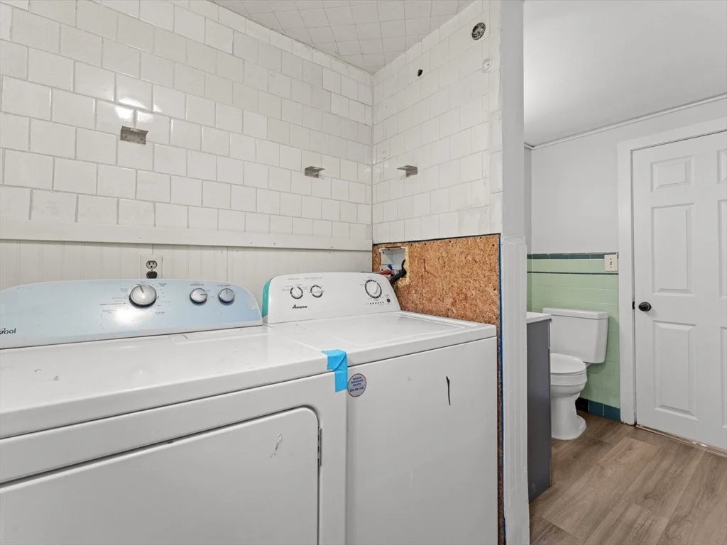 28 Crestview Dr, Westborough