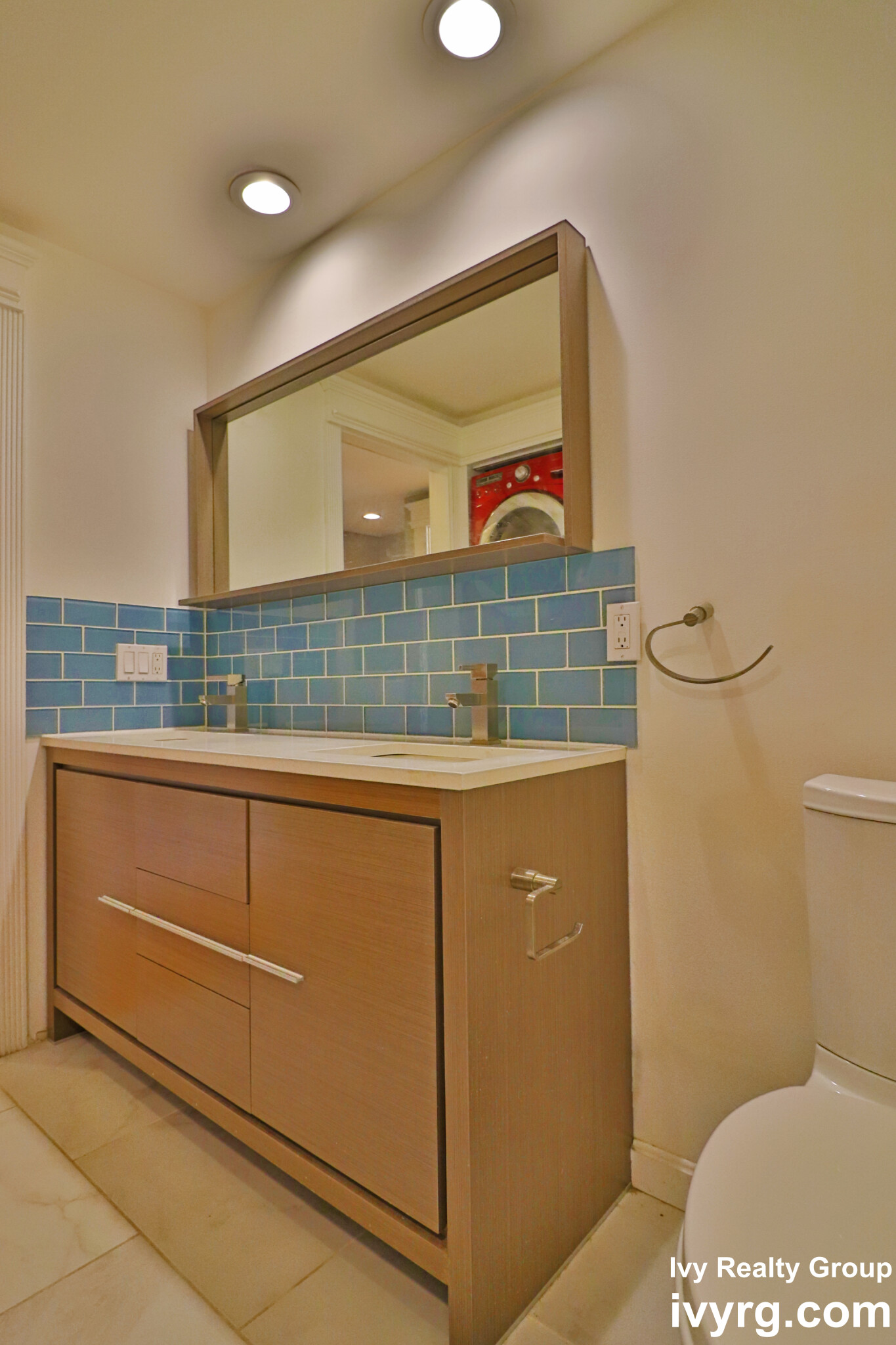 10 Mohawk St, South Boston