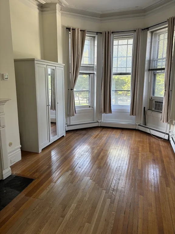 230 Commonwealth Ave, Back Bay