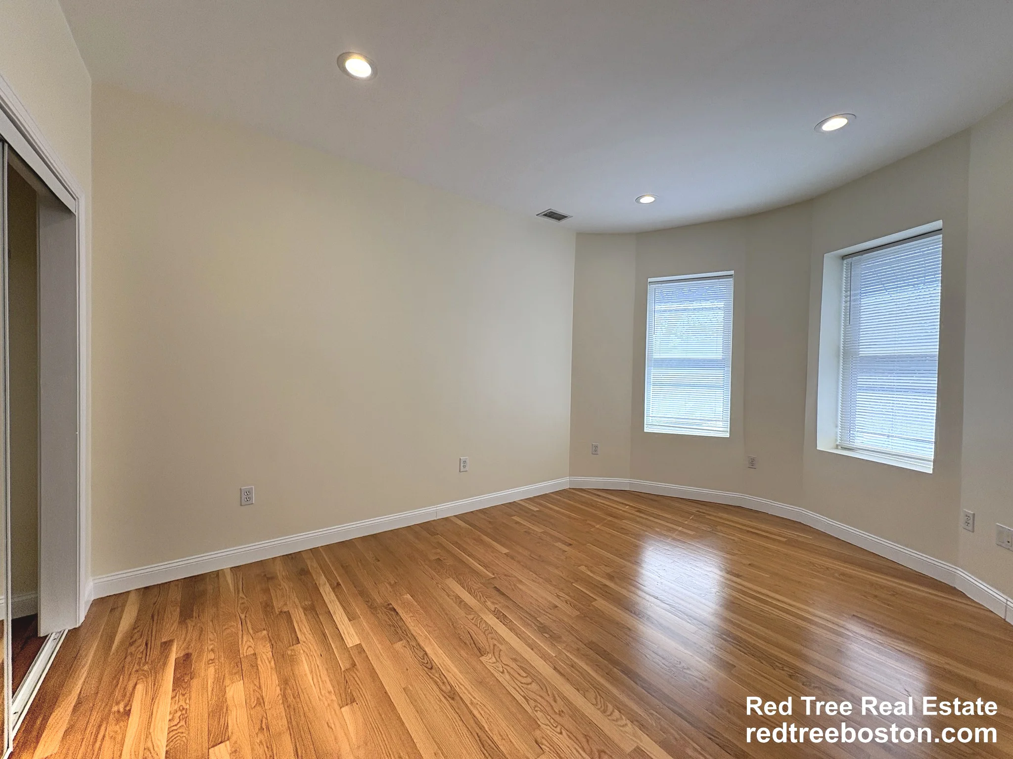 1801 Beacon St, Brookline