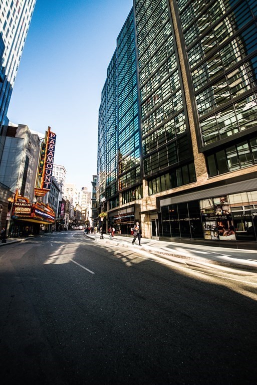 580 Washington St, Midtown