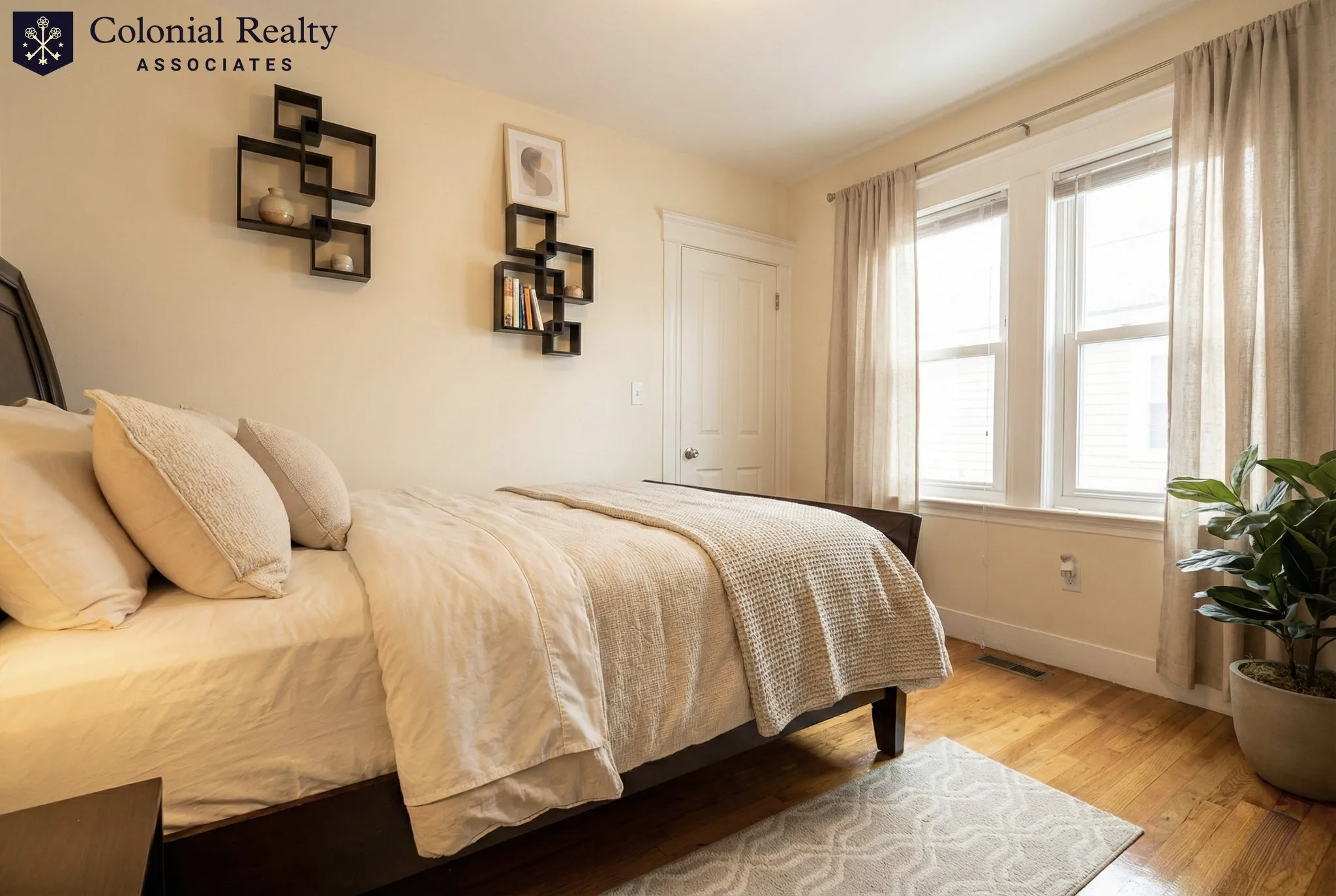 214 Arlington St, East Watertown