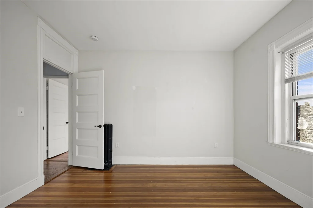 495 Broadway, South Medford