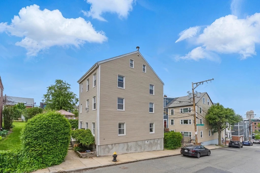 40 Chappie St, Charlestown