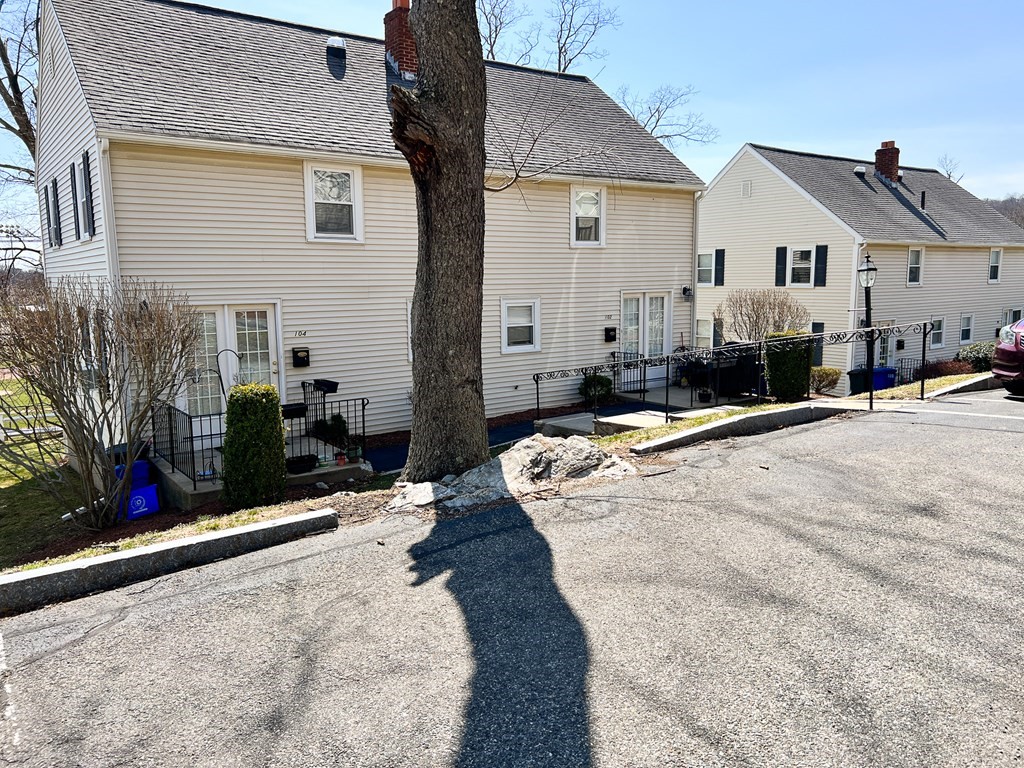 104 Forest, Arlington