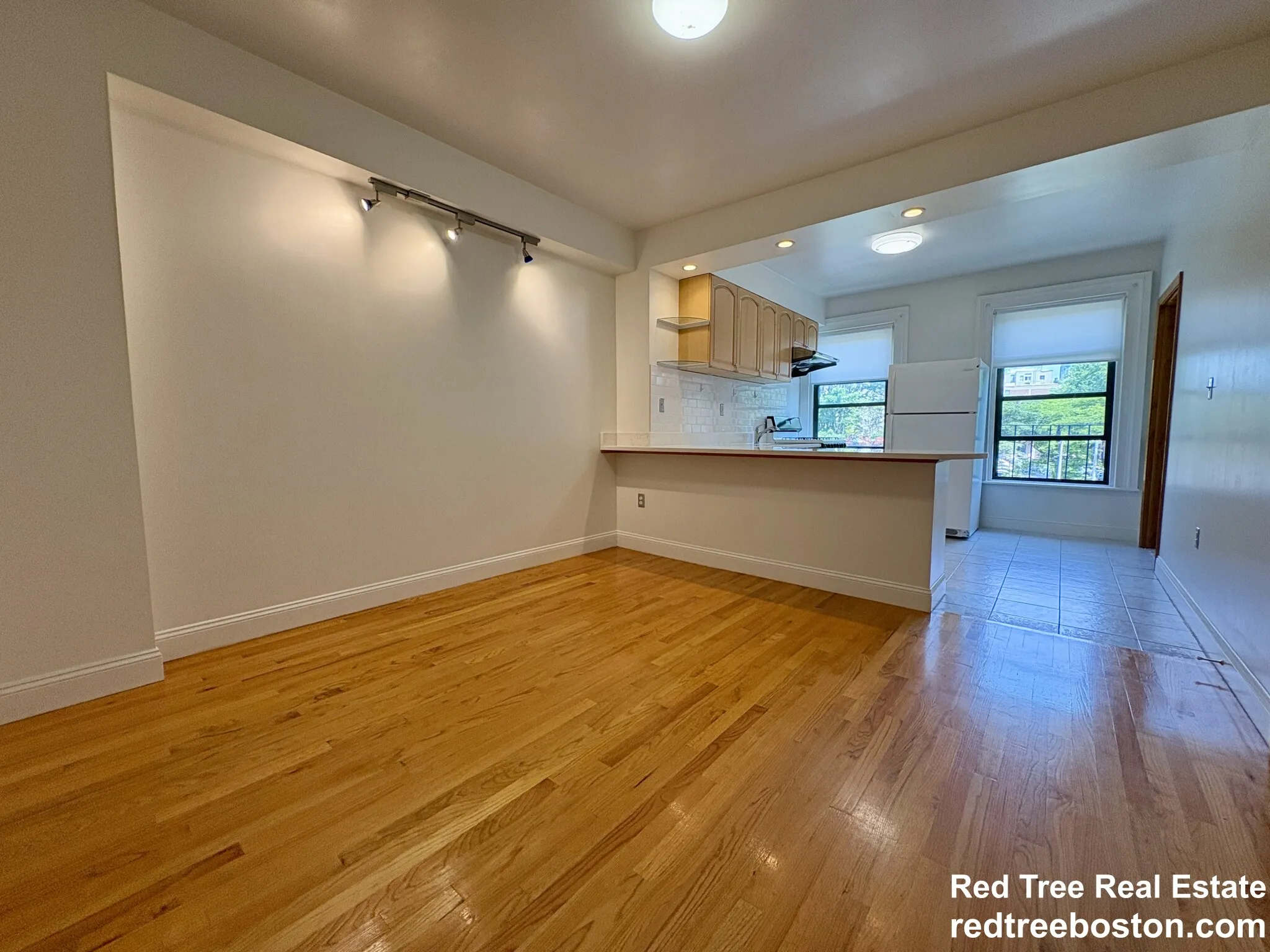 49 Dwight St, South End