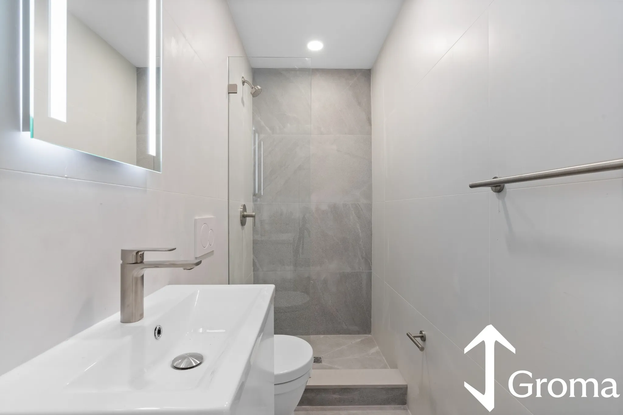 1578 Beacon St, Corey Hill