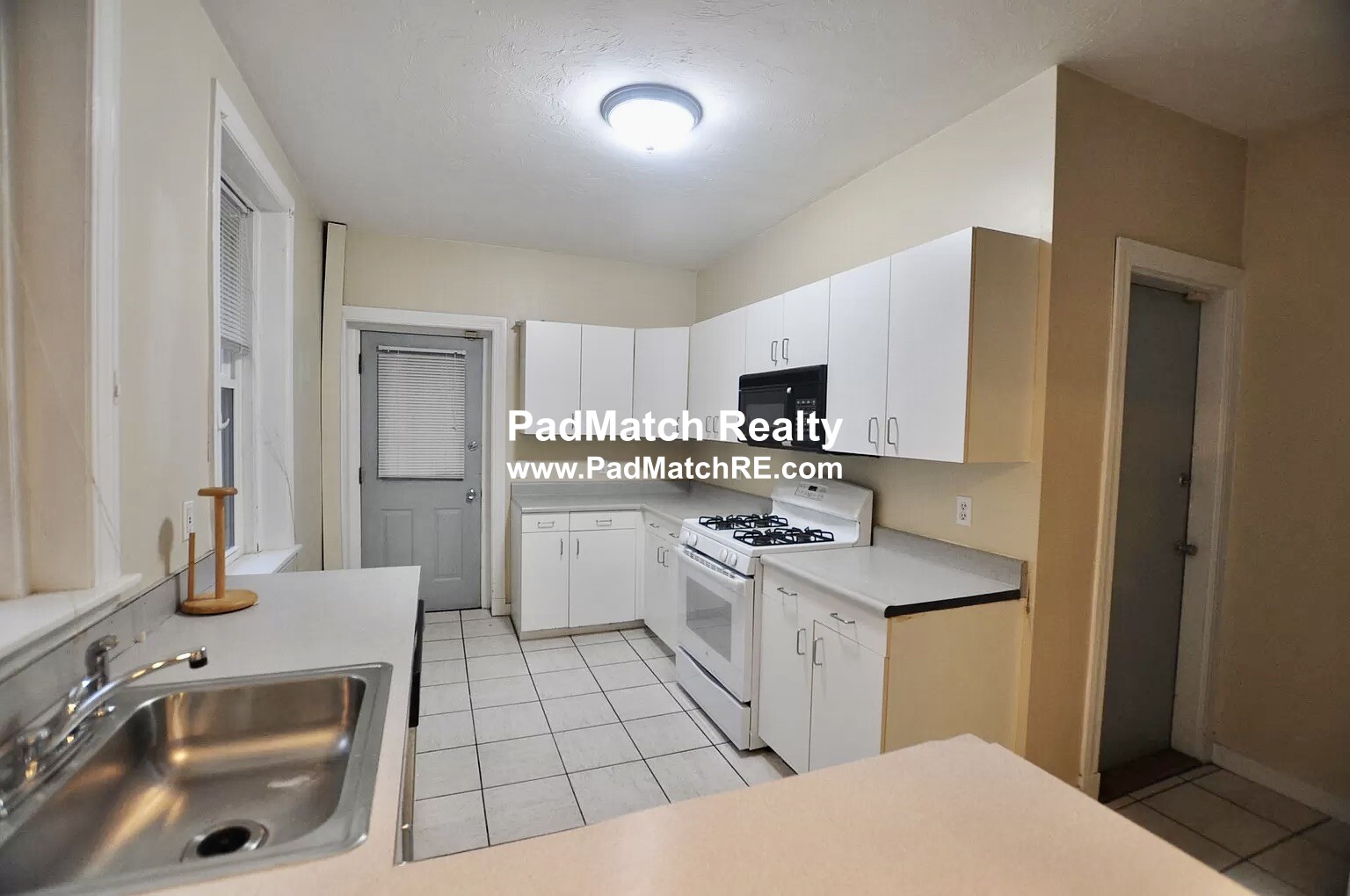 38 Park Vale Ave, Brighton