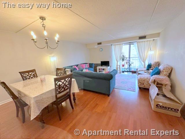 100 High St, Medford Square