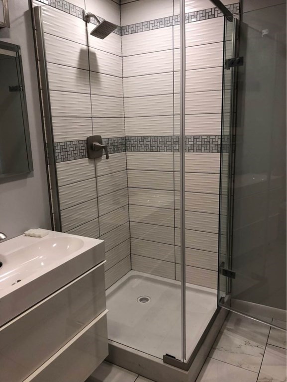 107 Lexington St, Burlington