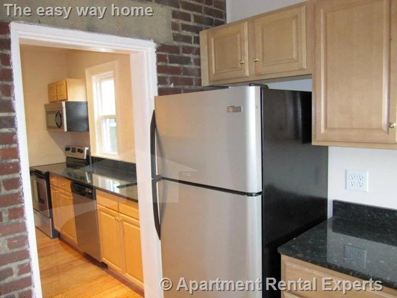 14 Chandler St, Davis Square