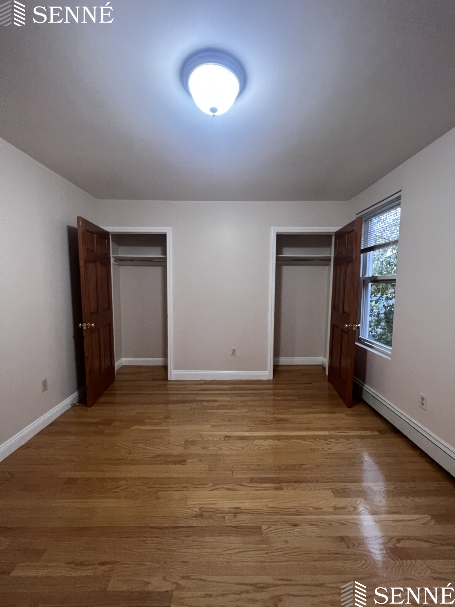 275 Putnam Ave, Riverside