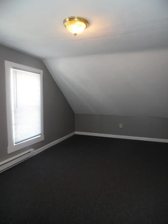 185 Mason St, Fall River