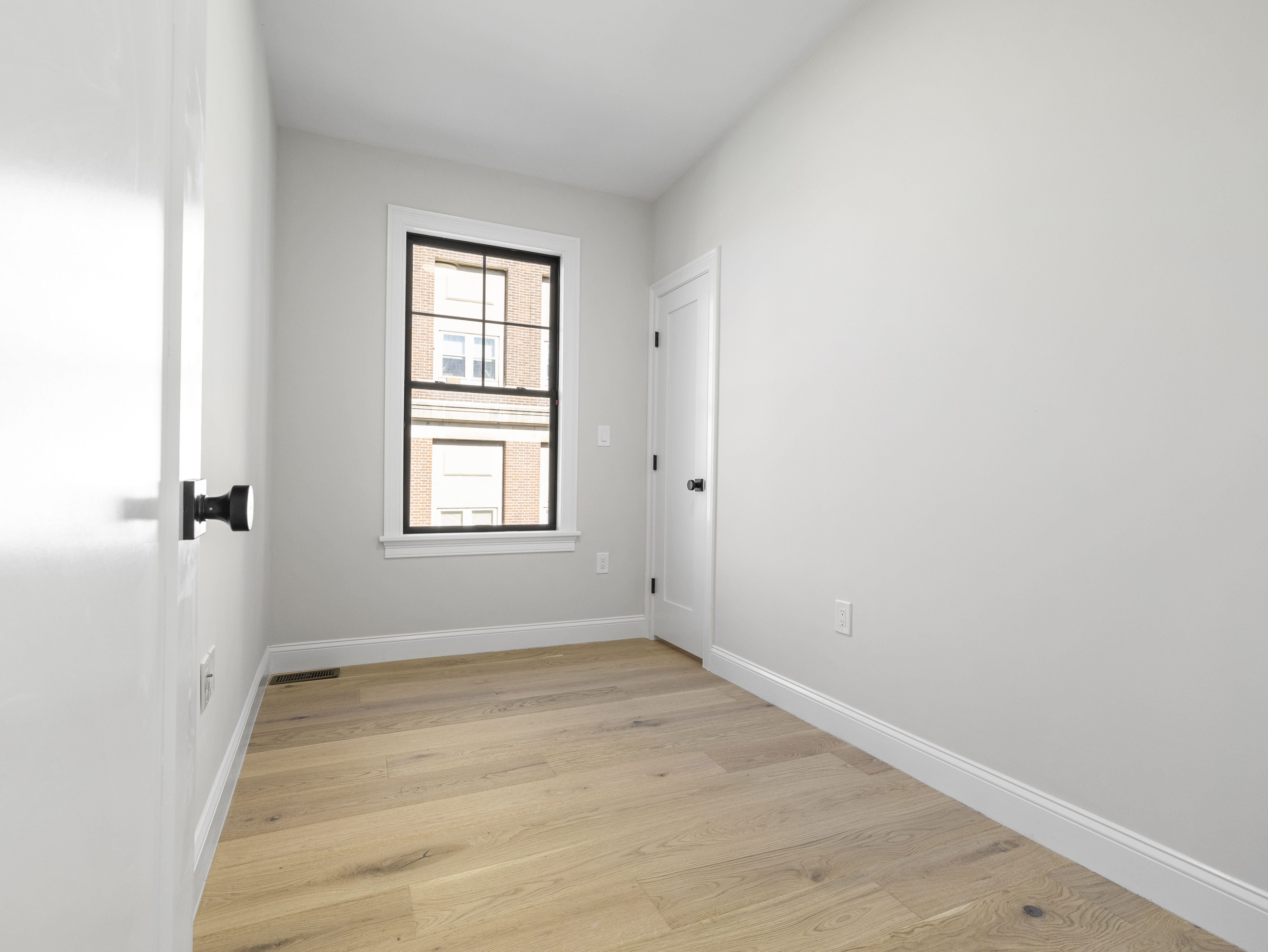 48R Woodward St, South Boston