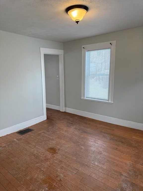 104 Billings Rd, Quincy
